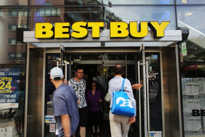 Best buy and good guys jump into e commerce