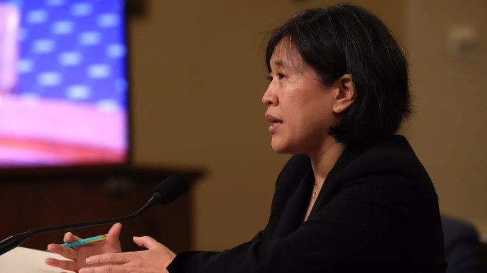 U s commission leans toward extending internet tax ban