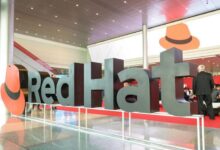 Red hat expands compaq relationship