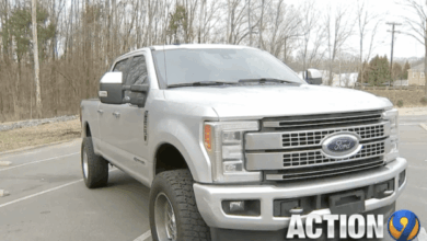 Ford takes online sales dispute to court