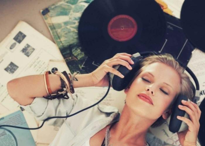 Online digital music still faces major obstacles