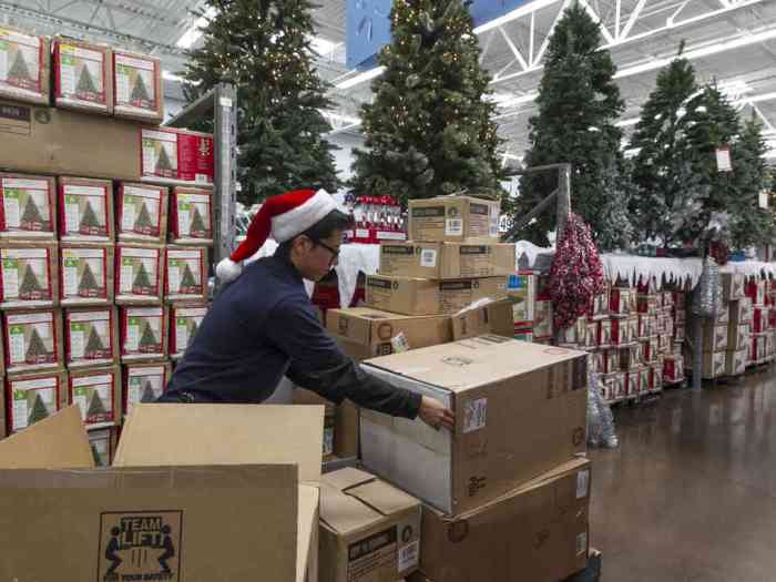 Holiday shopping in full swing