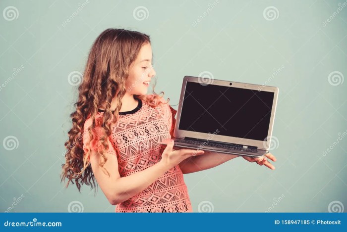 Former education czar brings e commerce to public schools