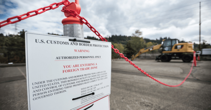 U s insurance giants declare net a free trade zone