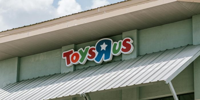 Toys r us succeeds in spite of itself