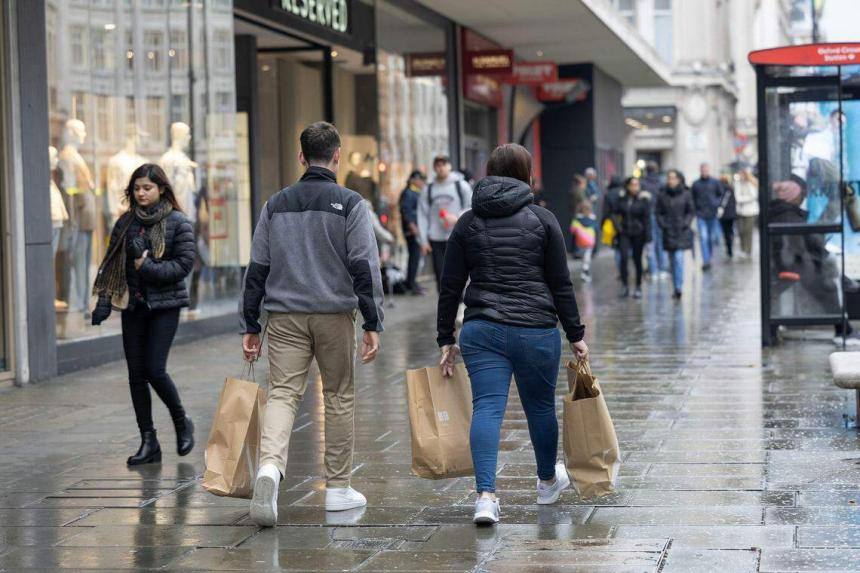 Report e commerce reducing uk inflation