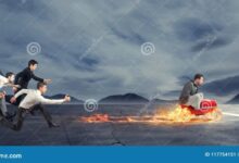 Battle for online car sales grows fierce