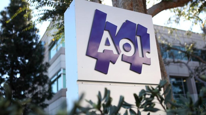 Aol got mail employee displayed figurine headquarters desk logo original 2010 may ve time dulles va voice Microsoft finally shows aol respect