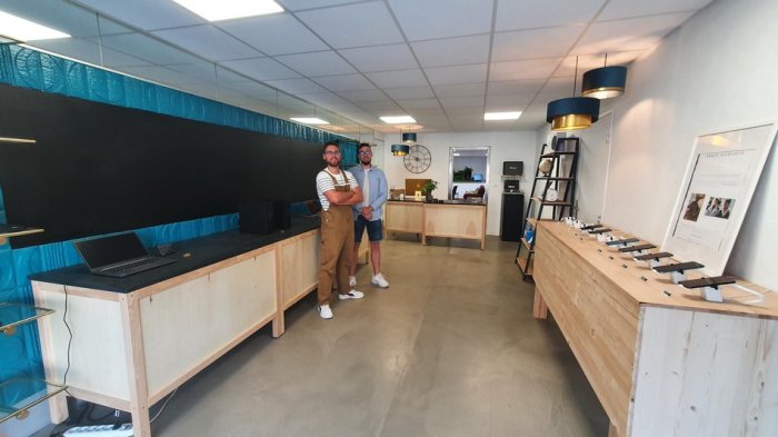 Allaire accelerates e commerce linux strategy