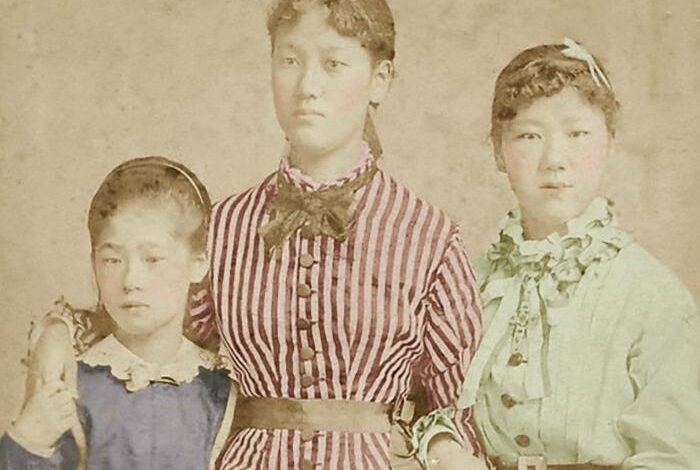 Women com forges japanese alliance