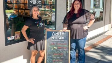 Smaller booksellers unite against online giants