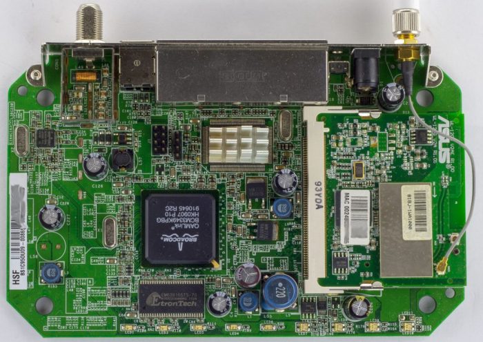 Ge plugs into modem media