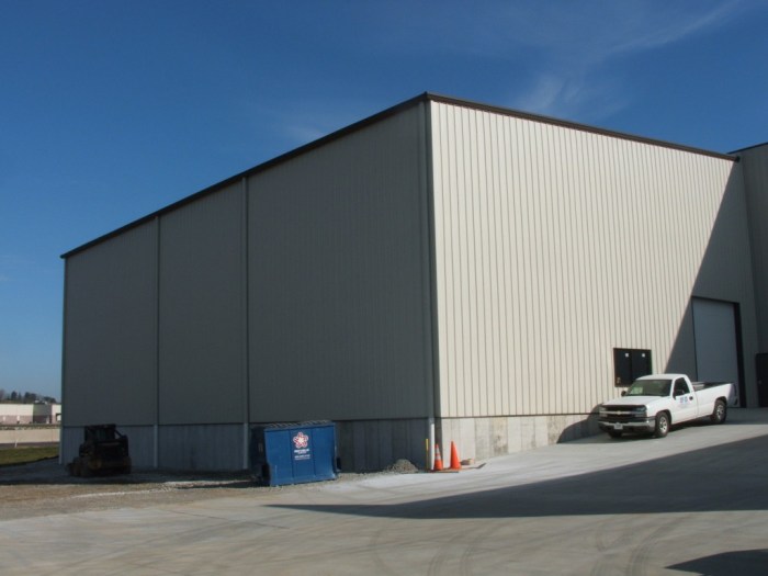 Cd warehouse cd plus announce merger