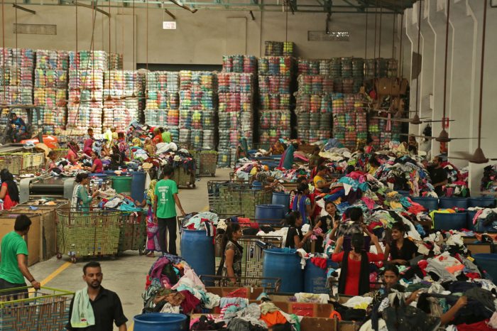 Worlds largest clothing co to sell online to retailers