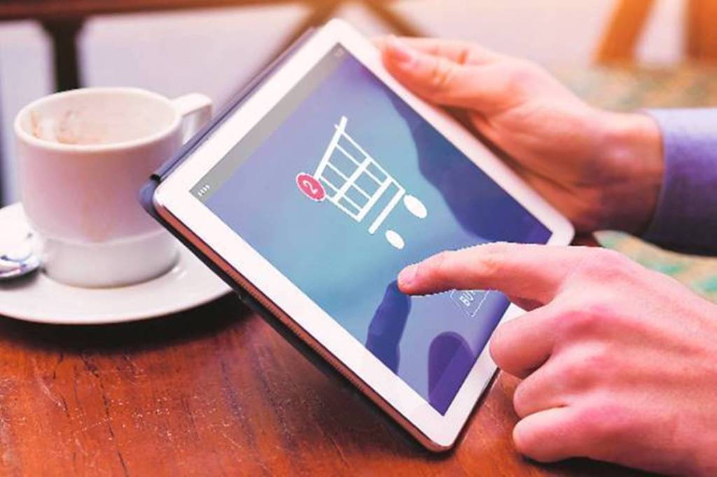 Commerce ecommerce Is grocery shopping a key to b2c e commerce