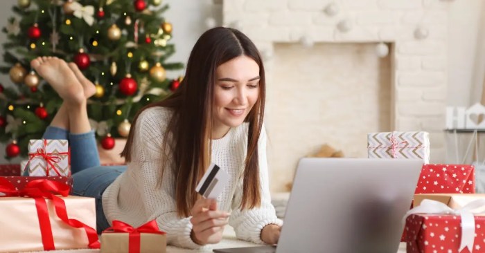 Scams holiday Jupiter reports holiday online shopping complaints