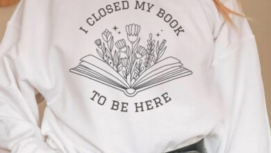 You cant sell a sweater like a book