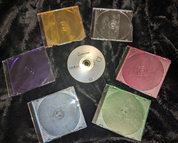 Bmg to offer custom cds