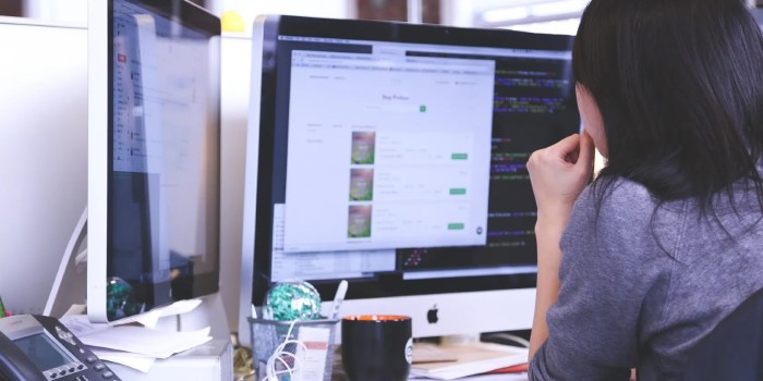 Intel demonstrates next generation e commerce servers for linux