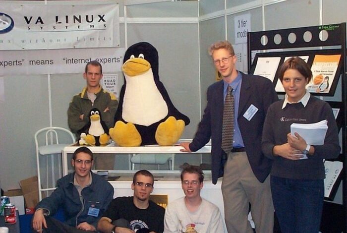 Va linux to help bring debian package to consumers