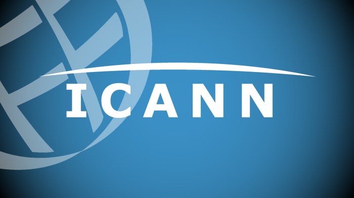 Icann opens doors to volunteers